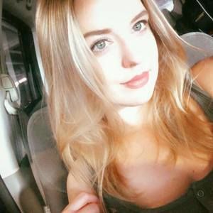 Meet your Posher, Michele